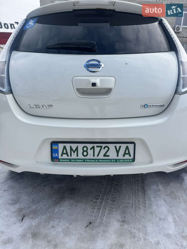 Хетчбек Nissan Leaf 2014 в Житомирі фото 4 Хетчбек Nissan Leaf 2014 в Житомирі
