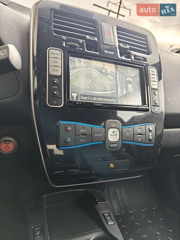 Хэтчбек Nissan Leaf 2013 в Ивано-Франковске