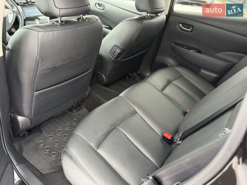 Хетчбек Nissan Leaf 2017 в Рівному