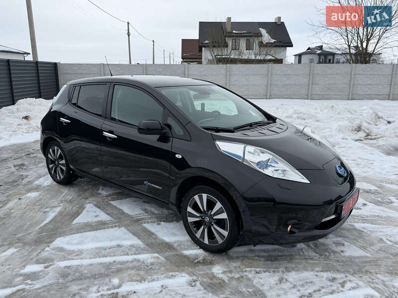 Хетчбек Nissan Leaf 2017 в Рівному