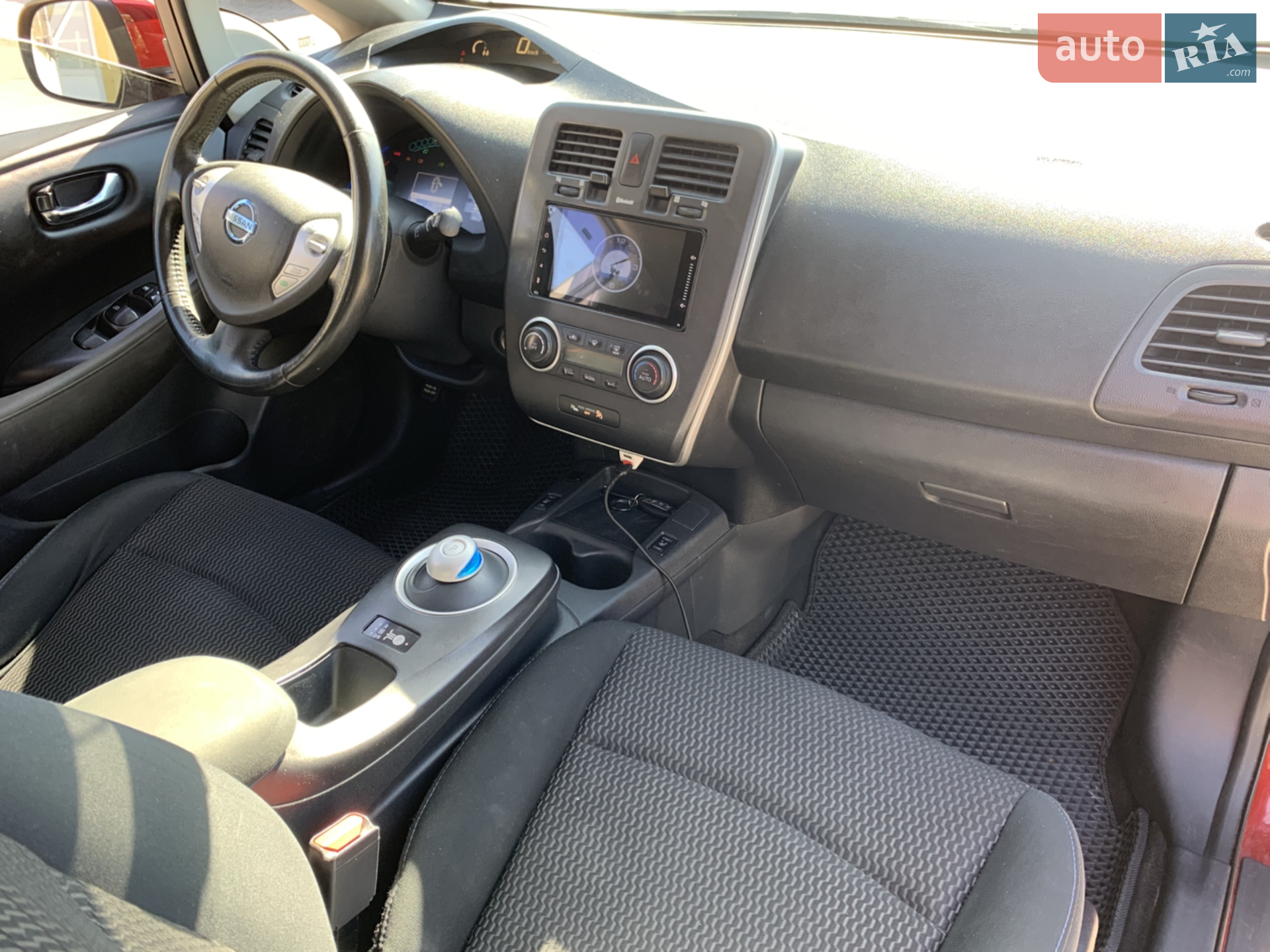 2015 Nissan Leaf - мініатюра 12