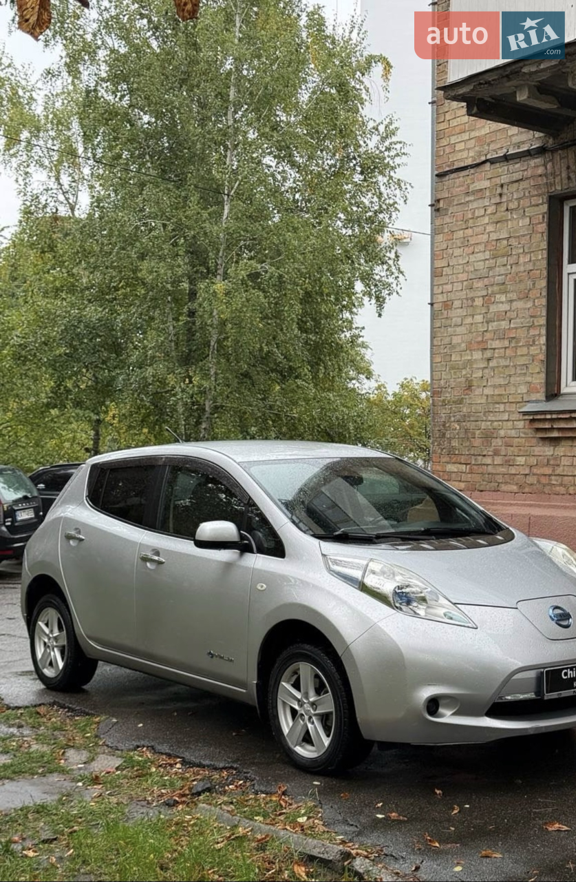 2012 Nissan Leaf - мініатюра 18