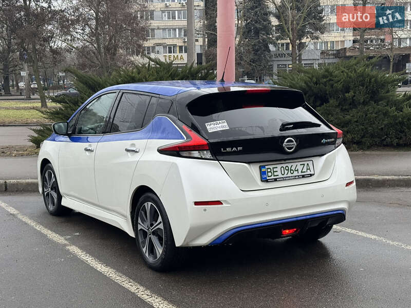 Хэтчбек Nissan Leaf 2018 в Николаеве