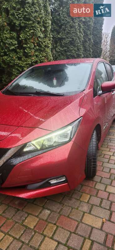 Хэтчбек Nissan Leaf 2018 в Ровно