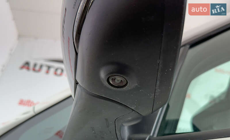 Хэтчбек Nissan Leaf 2018 в Львове