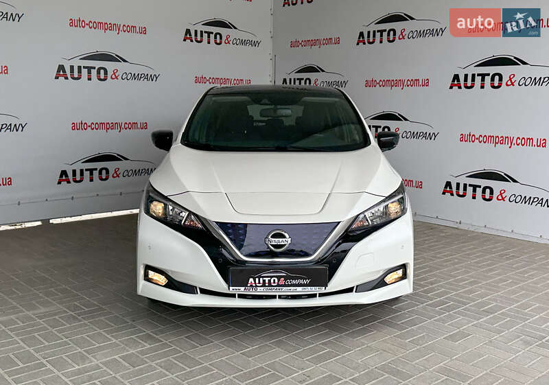 Хэтчбек Nissan Leaf 2018 в Львове