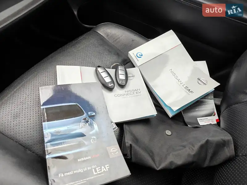 Хэтчбек Nissan Leaf 2017 в Ивано-Франковске документ 2 фото Хэтчбек Nissan Leaf 2017 в Ивано-Франковске документ
