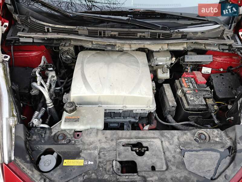 Хэтчбек Nissan Leaf 2017 в Ивано-Франковске фото 22 Хэтчбек Nissan Leaf 2017 в Ивано-Франковске