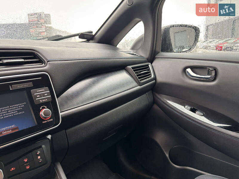 Хетчбек Nissan Leaf 2018 в Львові