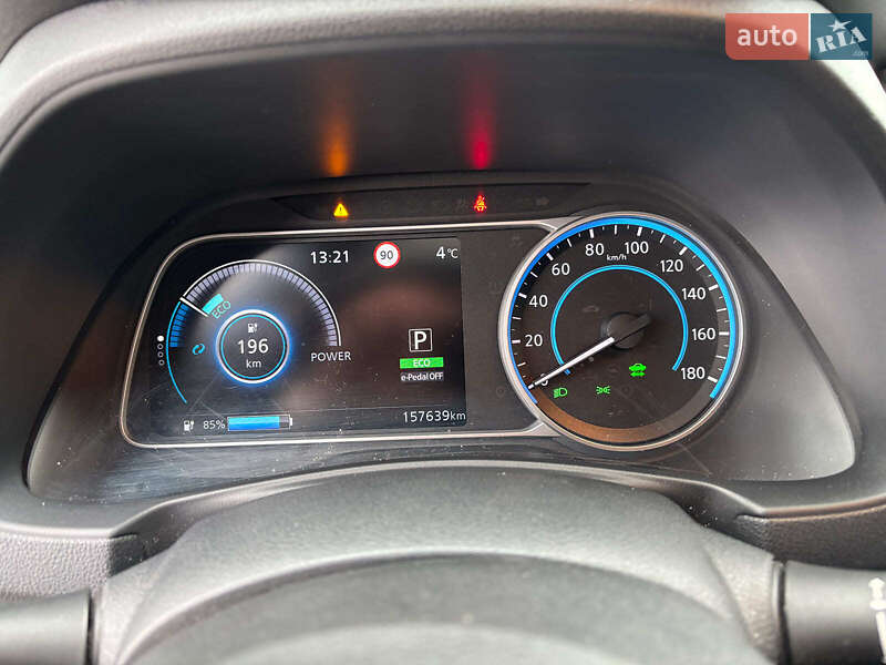 Хетчбек Nissan Leaf 2018 в Львові