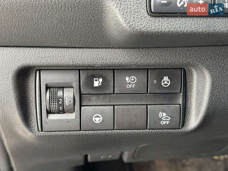 Хетчбек Nissan Leaf 2018 в Львові