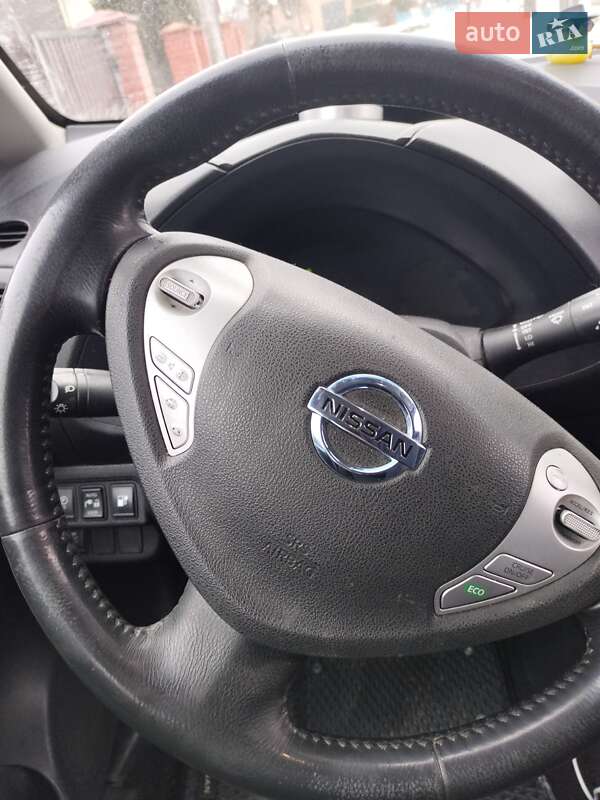 Хетчбек Nissan Leaf 2015 в Вінниці фото 17 Хетчбек Nissan Leaf 2015 в Вінниці
