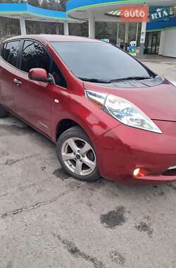 Хетчбек Nissan Leaf 2011 в Кременчуці