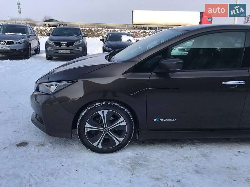 Хэтчбек Nissan Leaf 2018 в Львове фото 5 Хэтчбек Nissan Leaf 2018 в Львове