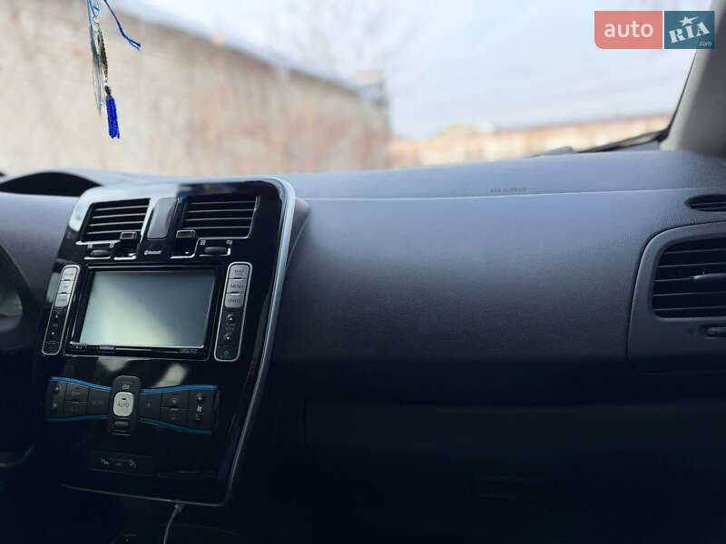 Хэтчбек Nissan Leaf 2014 в Львове фото 26 Хэтчбек Nissan Leaf 2014 в Львове