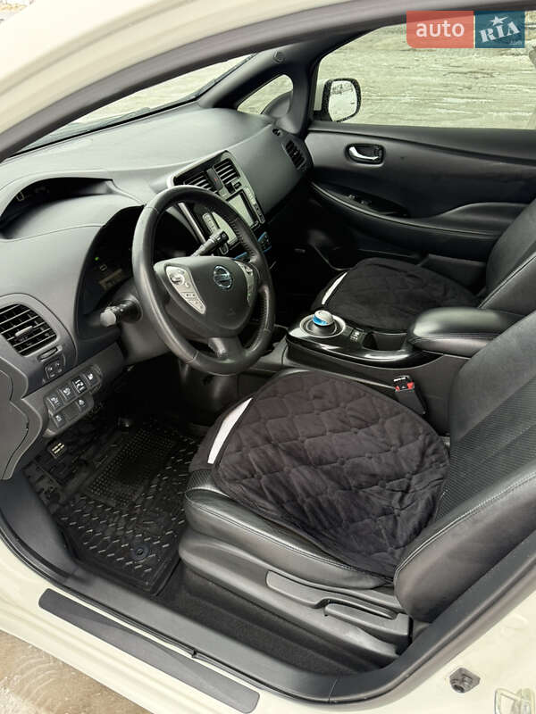 Хэтчбек Nissan Leaf 2015 в Бережанах фото 30 Хэтчбек Nissan Leaf 2015 в Бережанах