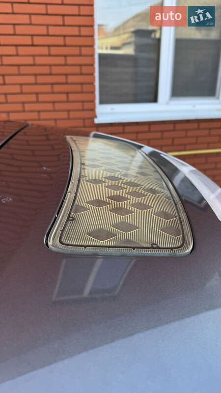 Хэтчбек Nissan Leaf 2015 в Виннице фото 11 Хэтчбек Nissan Leaf 2015 в Виннице