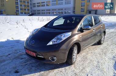 Хэтчбек Nissan Leaf 2016 в Ровно