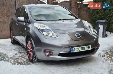 Хэтчбек Nissan Leaf 2014 в Луцке