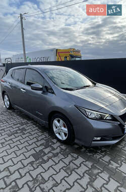 Хэтчбек Nissan Leaf 2018 в Жовкве