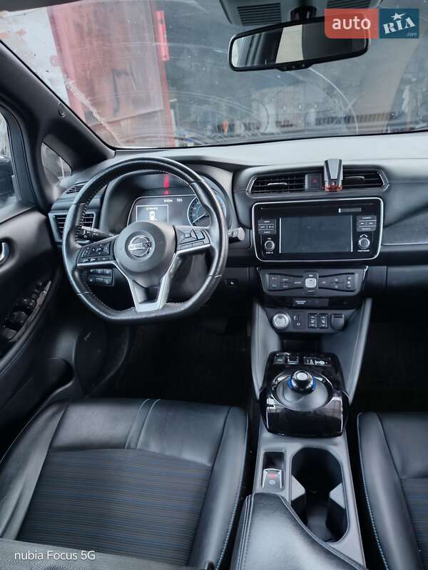 Хетчбек Nissan Leaf 2018 в Олександрії