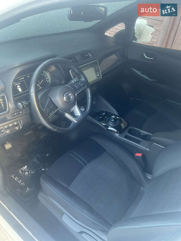 Хетчбек Nissan Leaf 2018 в Рівному