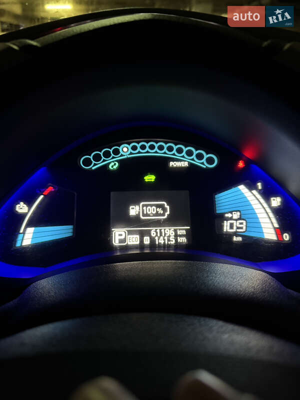 Хетчбек Nissan Leaf 2013 в Києві