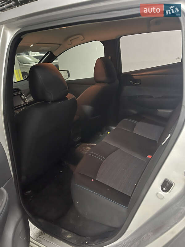 Хэтчбек Nissan Leaf 2020 в Львове фото 10 Хэтчбек Nissan Leaf 2020 в Львове