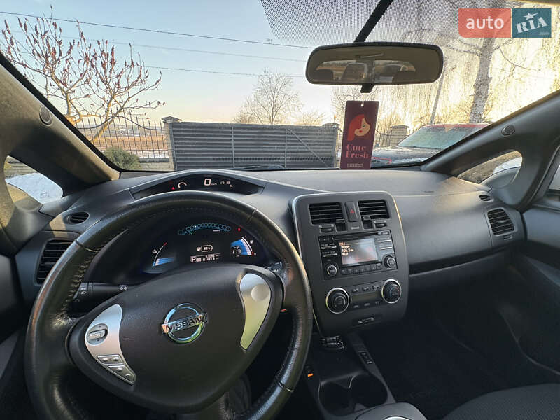 Хетчбек Nissan Leaf 2013 в Луцьку фото 27 Хетчбек Nissan Leaf 2013 в Луцьку