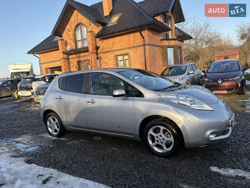 Хетчбек Nissan Leaf 2013 в Луцьку фото 3 Хетчбек Nissan Leaf 2013 в Луцьку