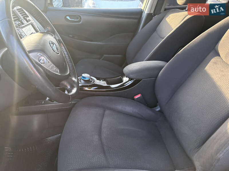 Хетчбек Nissan Leaf 2013 в Луцьку фото 18 Хетчбек Nissan Leaf 2013 в Луцьку