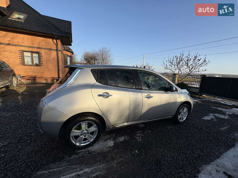 Хетчбек Nissan Leaf 2013 в Луцьку фото 13 Хетчбек Nissan Leaf 2013 в Луцьку