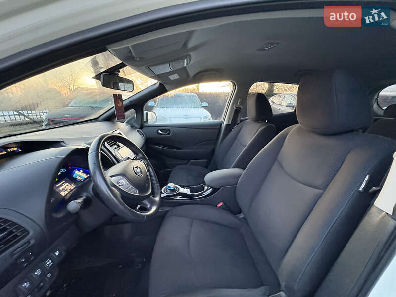 Хэтчбек Nissan Leaf 2013 в Луцке фото 14 Хэтчбек Nissan Leaf 2013 в Луцке
