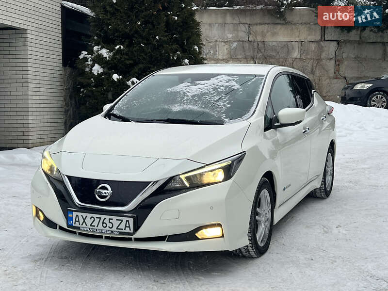 Хетчбек Nissan Leaf 2018 в Харкові