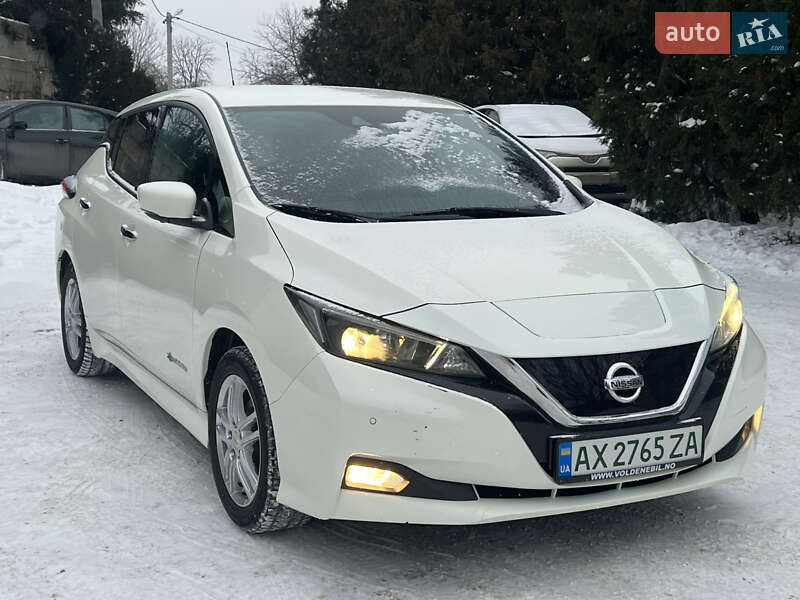 Хетчбек Nissan Leaf 2018 в Харкові