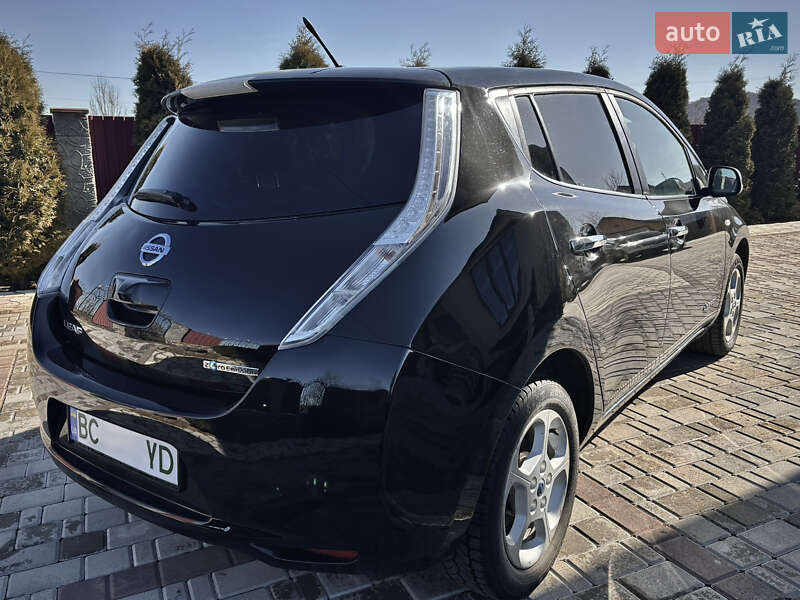 Хэтчбек Nissan Leaf 2014 в Стрые