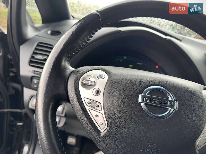 Хэтчбек Nissan Leaf 2014 в Стрые