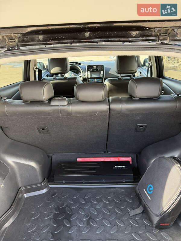 Хетчбек Nissan Leaf 2016 в Вінниці