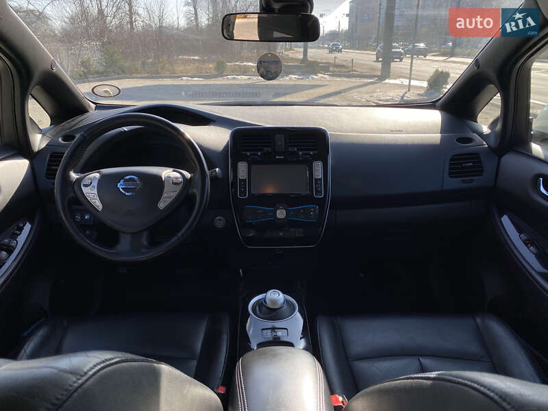 Хэтчбек Nissan Leaf 2013 в Ивано-Франковске