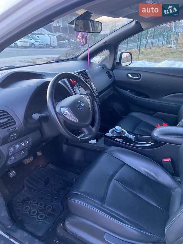 Хэтчбек Nissan Leaf 2016 в Львове фото 17 Хэтчбек Nissan Leaf 2016 в Львове