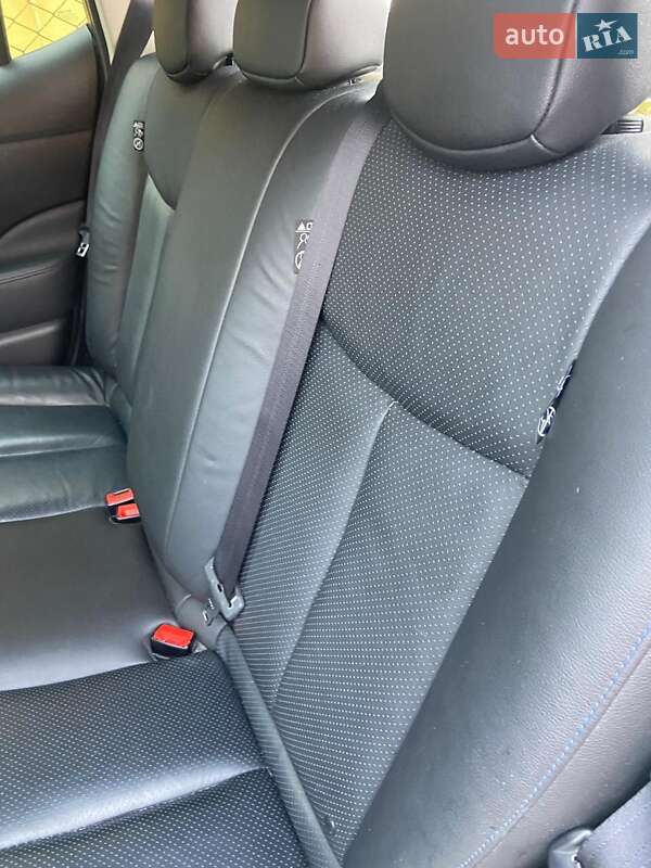 Хэтчбек Nissan Leaf 2016 в Львове фото 28 Хэтчбек Nissan Leaf 2016 в Львове