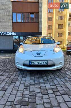 Хетчбек Nissan Leaf 2015 в Тернополі