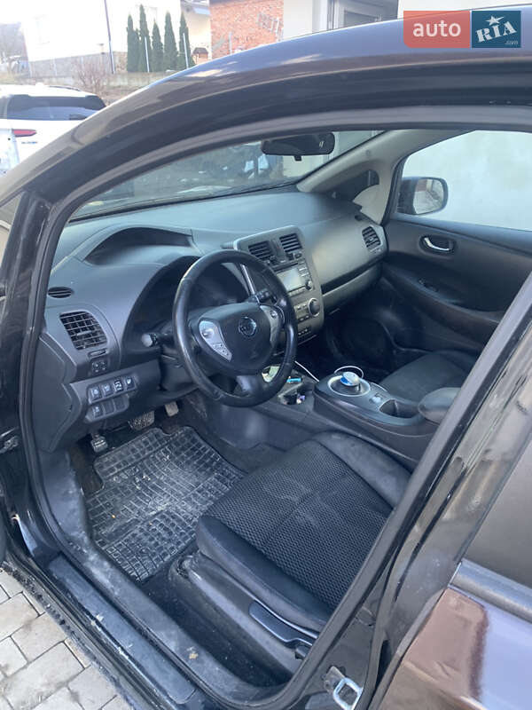 Хетчбек Nissan Leaf 2014 в Львові