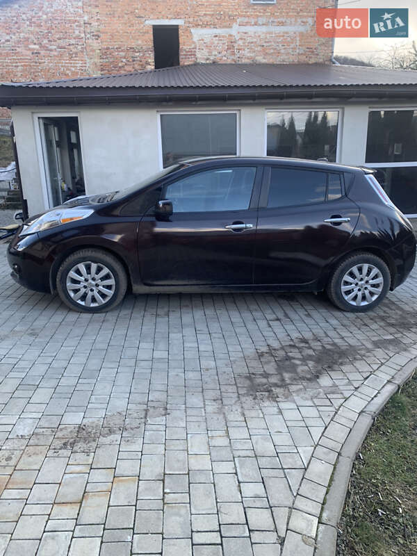 Хетчбек Nissan Leaf 2014 в Львові