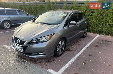 Хэтчбек Nissan Leaf 2021 в Черкассах