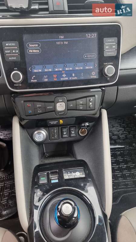 Хэтчбек Nissan Leaf 2020 в Одессе