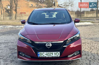 Хетчбек Nissan Leaf 2024 в Шептицькому