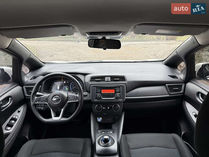 Хэтчбек Nissan Leaf 2021 в Каменском