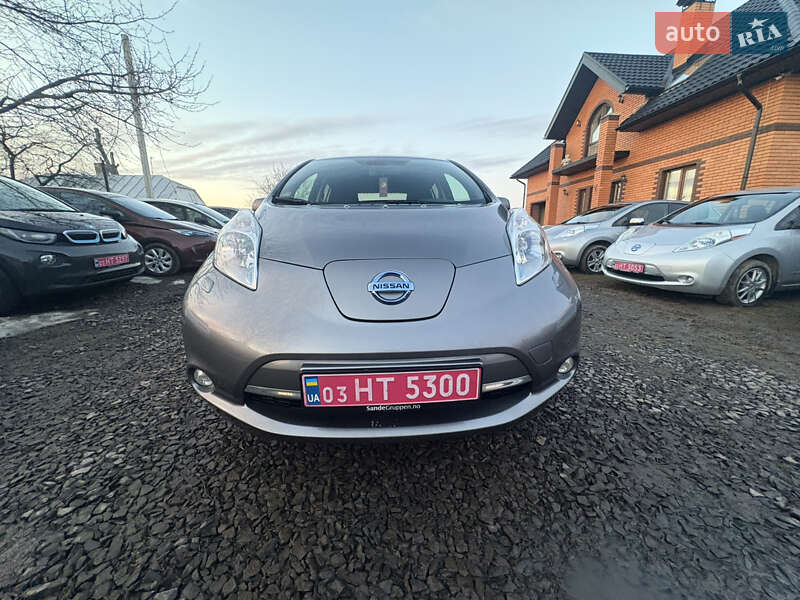 Хетчбек Nissan Leaf 2016 в Луцьку