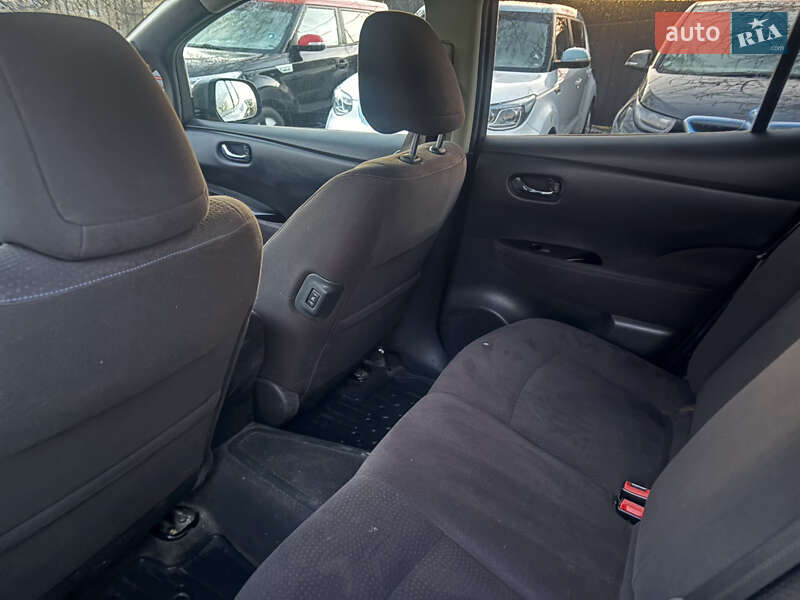 Хетчбек Nissan Leaf 2016 в Луцьку